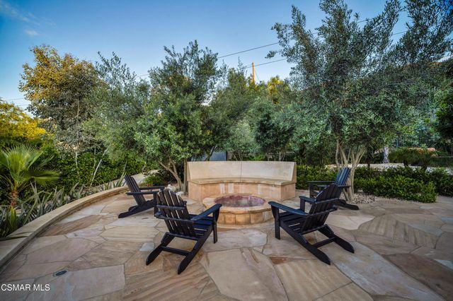 1995 Rudolph Drive, Newbury Park, CA 91320