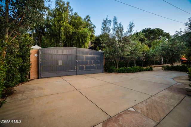 1995 Rudolph Drive, Newbury Park, CA 91320