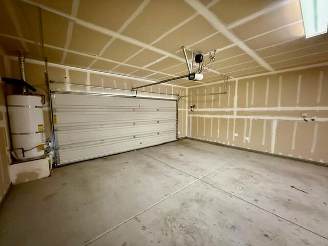 1762 Bolton Avenue, Tulare, CA 93274