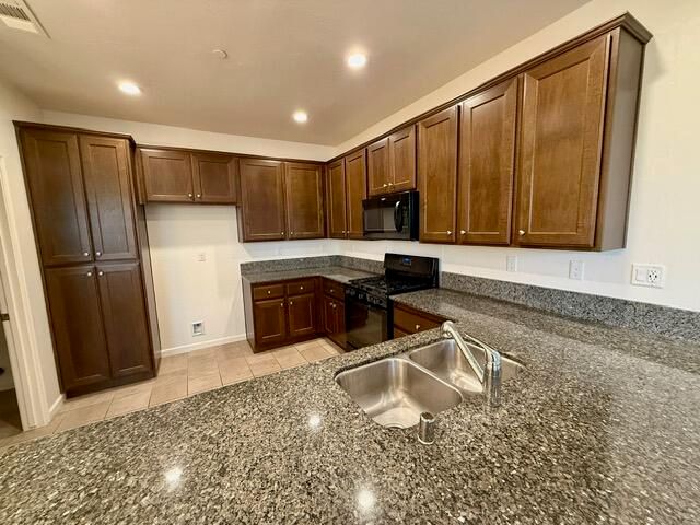 1762 Bolton Avenue, Tulare, CA 93274