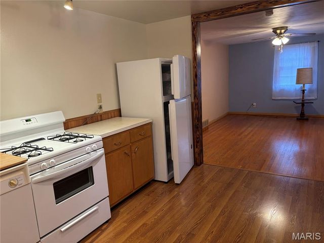 230 N Walnut Street, Perryville, MO 63775