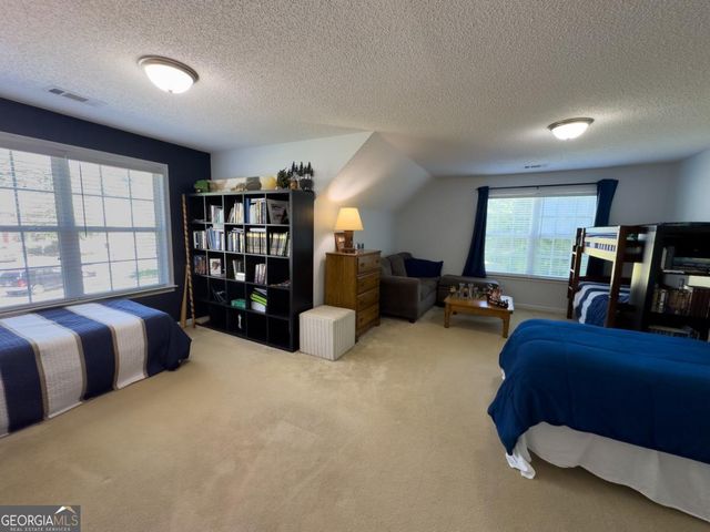 240 Miracle Lane, Fayetteville, GA 30215