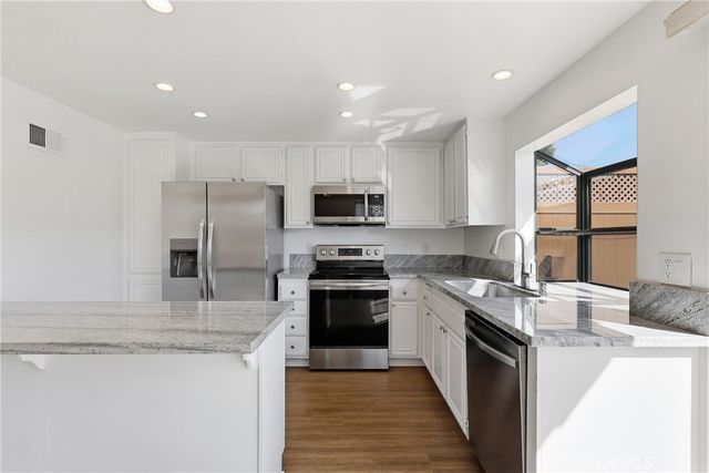 2074 Mount Shasta, San Pedro, CA 90732