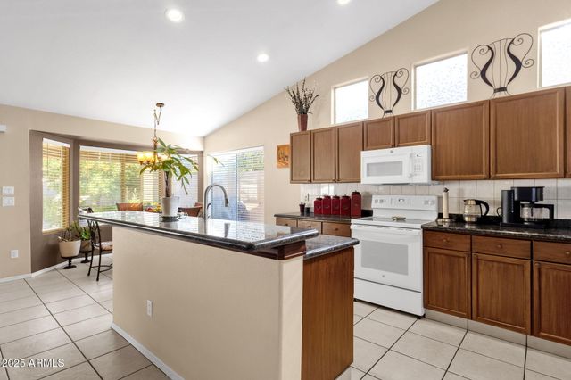 4790 W GERONIMO Street, Chandler, AZ 85226