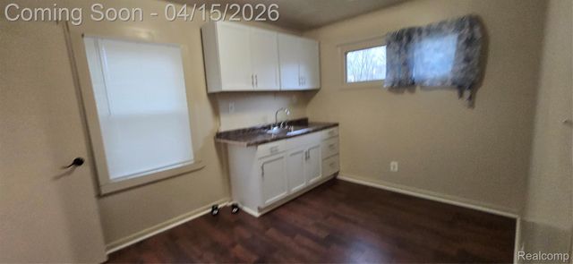 26147 Lehigh Street, Inkster, MI 48141