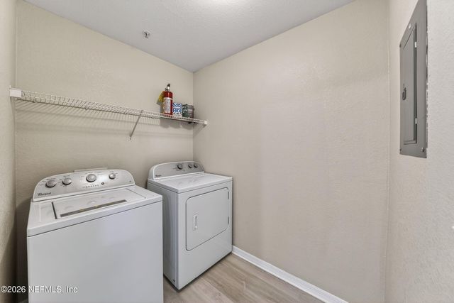 7800 POINT MEADOWS Drive 934, Jacksonville, FL 32256