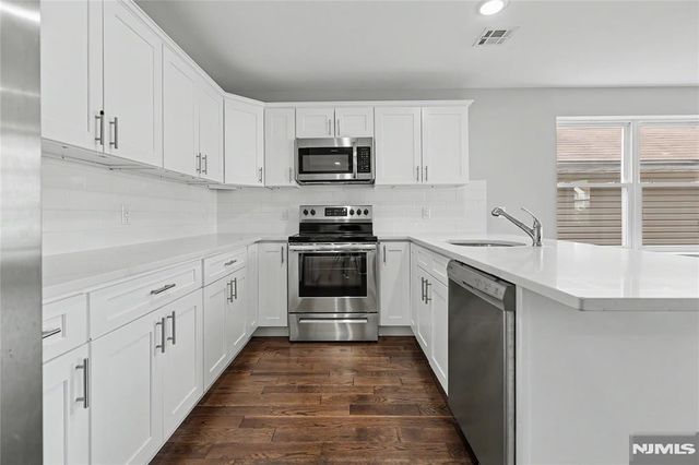 168 Johnson Avenue 2, Newark, NJ 07108