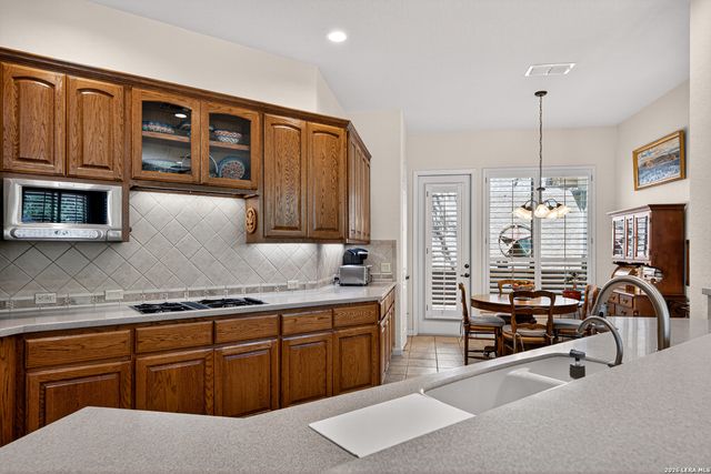 239 Garden Hill, San Antonio, TX 78260