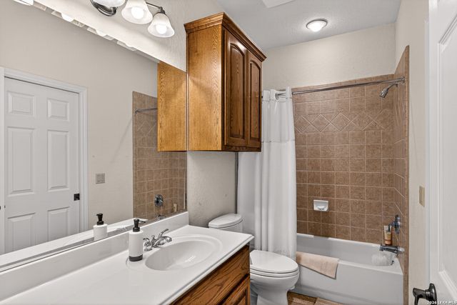 239 Garden Hill, San Antonio, TX 78260