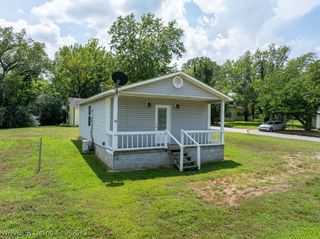 90 W Yokum Street, Booneville, AR 72927