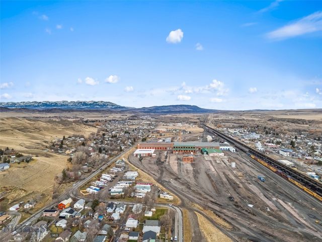 405 N C Street, Livingston, MT 59047