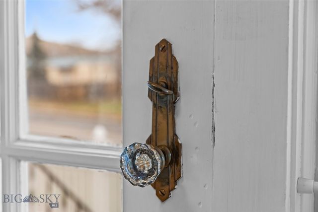 405 N C Street, Livingston, MT 59047