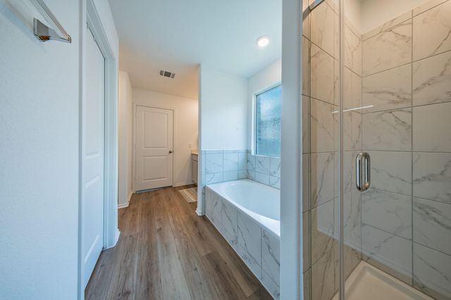 1704 Cobblecrest LN, Leander, TX 78641
