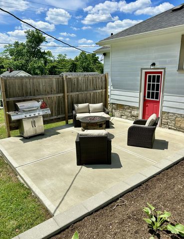 319 Henry Street, Frankfort, KY 40601