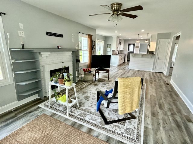 319 Henry Street, Frankfort, KY 40601