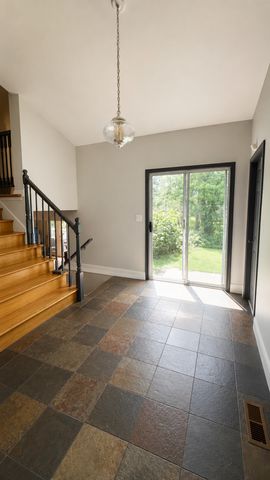 3220 Saratoga Avenue, Downers Grove, IL 60515