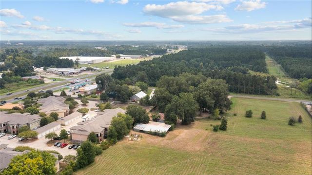 5206 Lotus Lane, Lufkin, TX 75904