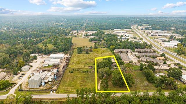 5206 Lotus Lane, Lufkin, TX 75904