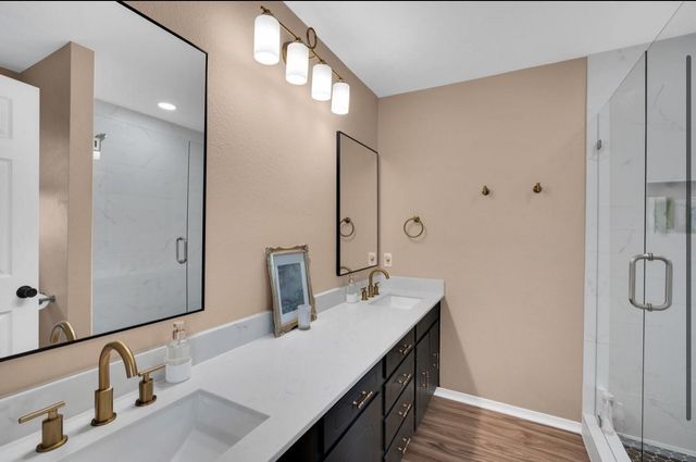 605 Steeplechase Drive, Bedford, TX 76021