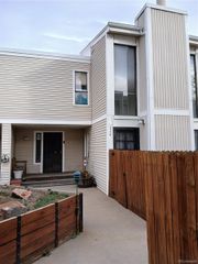 1050 S Monaco Parkway 114, Denver, CO 80224