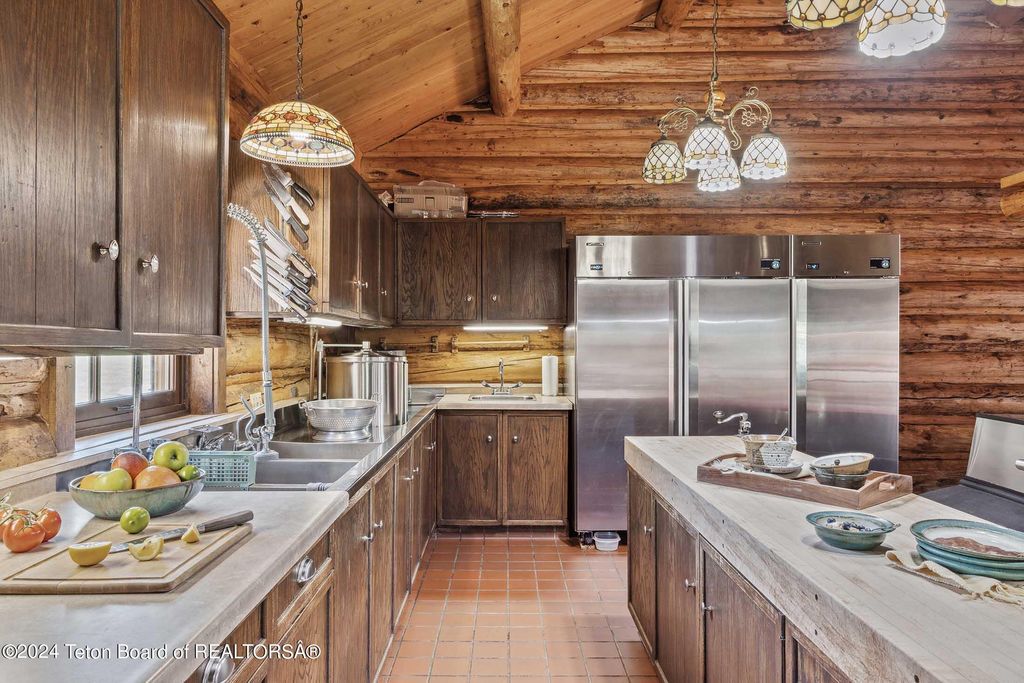 15400 GROS VENTRE Road, Kelly, WY 83011 photo 31