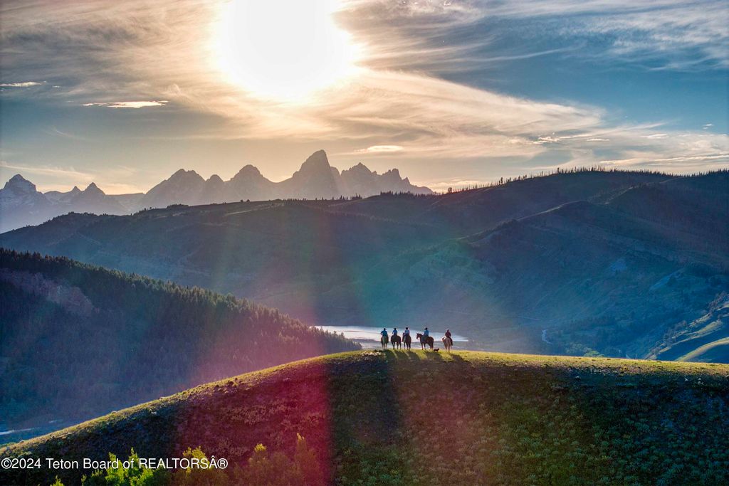 15400 GROS VENTRE Road, Kelly, WY 83011 photo 4