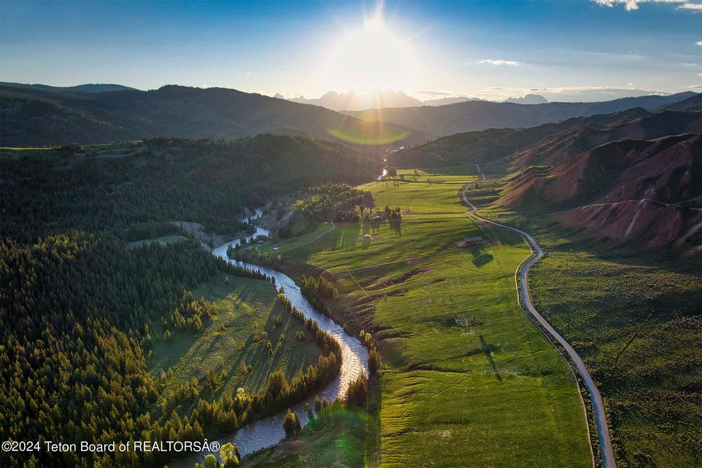 15400 GROS VENTRE Road, Kelly, WY 83011 photo 7