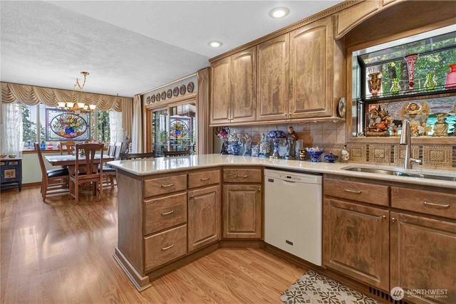 1006 Sandy Bend Road, Castle Rock, WA 98611