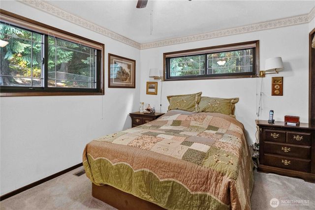 1006 Sandy Bend Road, Castle Rock, WA 98611