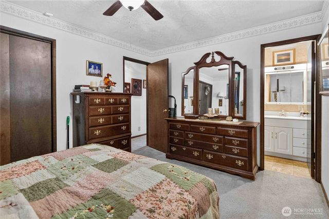 1006 Sandy Bend Road, Castle Rock, WA 98611