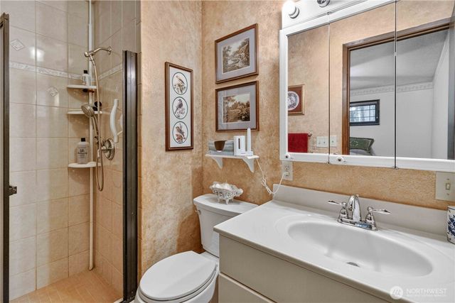 1006 Sandy Bend Road, Castle Rock, WA 98611