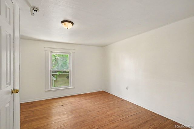 242 N Elizabeth Street, Marine City, MI 48039