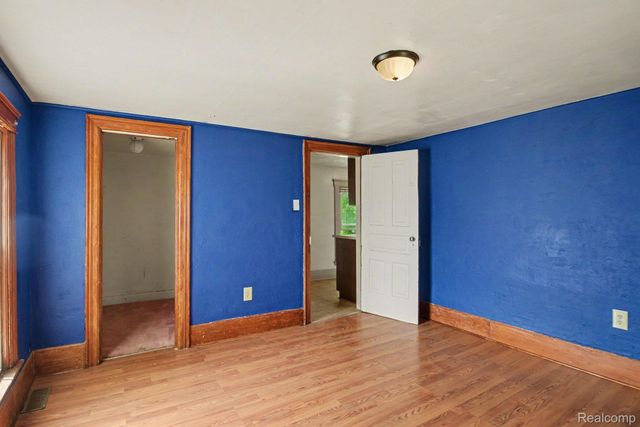 242 N Elizabeth Street, Marine City, MI 48039