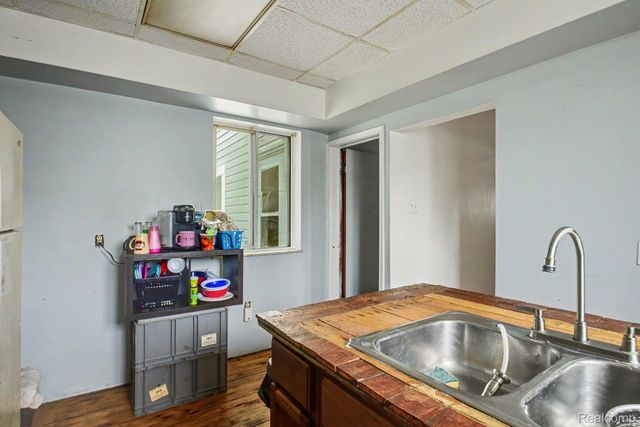 242 N Elizabeth Street, Marine City, MI 48039