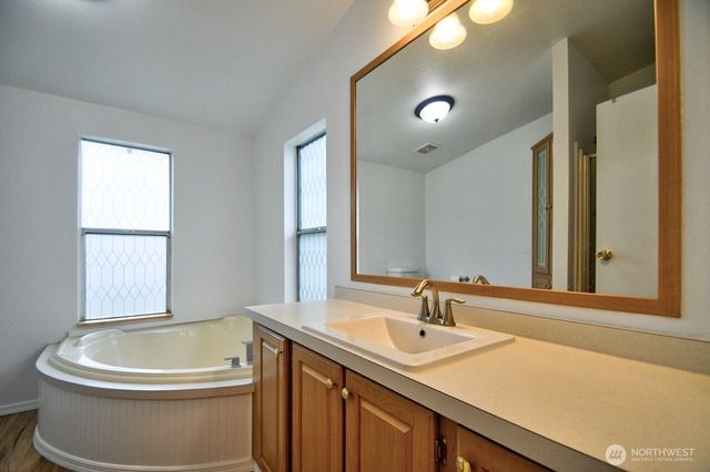 10 Marissa Lane, Mccleary, WA 98557