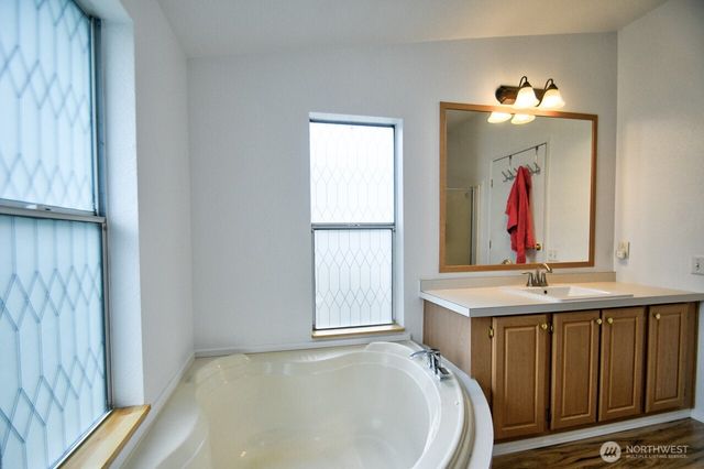 10 Marissa Lane, Mccleary, WA 98557