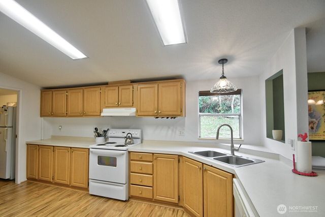 10 Marissa Lane, Mccleary, WA 98557