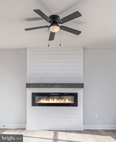 200 VICTORIA DR, Ruther Glen, VA 22546