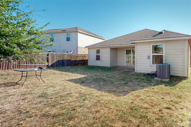 6133 Chalk Hollow Drive, Fort Worth, TX 76179