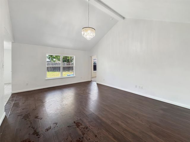 6133 Chalk Hollow Drive, Fort Worth, TX 76179