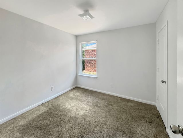 6133 Chalk Hollow Drive, Fort Worth, TX 76179