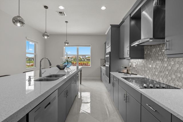 5573 Liberty Lane, The Acreage, FL 33470