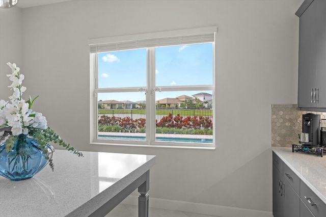 5573 Liberty Lane, The Acreage, FL 33470