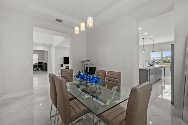 5573 Liberty Lane, The Acreage, FL 33470