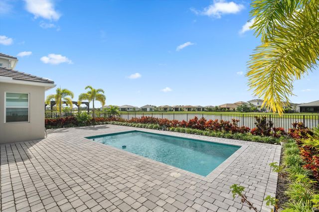 5573 Liberty Lane, The Acreage, FL 33470