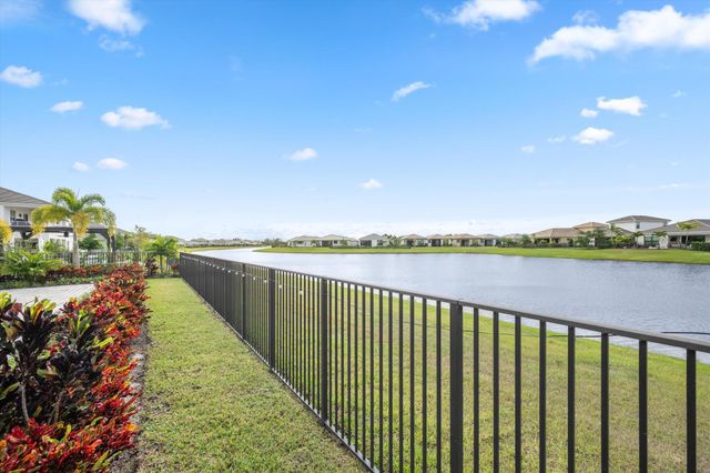 5573 Liberty Lane, The Acreage, FL 33470