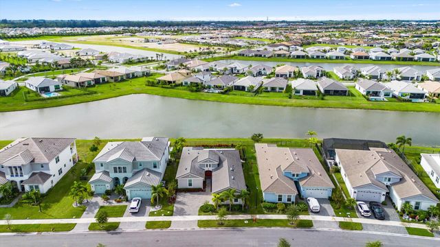 5573 Liberty Lane, The Acreage, FL 33470