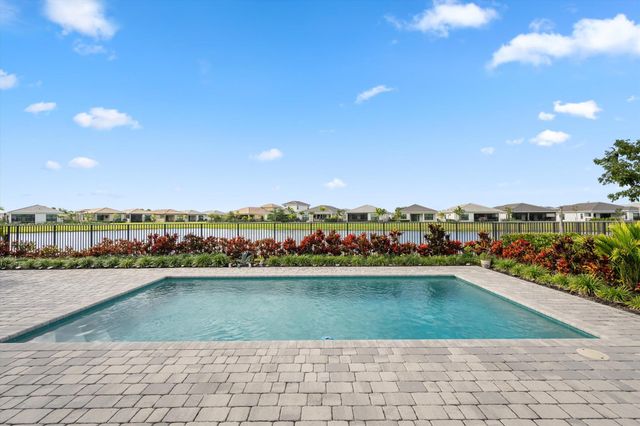 5573 Liberty Lane, The Acreage, FL 33470