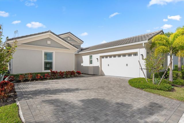 5573 Liberty Lane, The Acreage, FL 33470