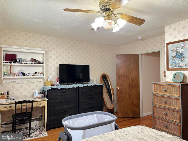 708 E FORNANCE ST, Norristown, PA 19401